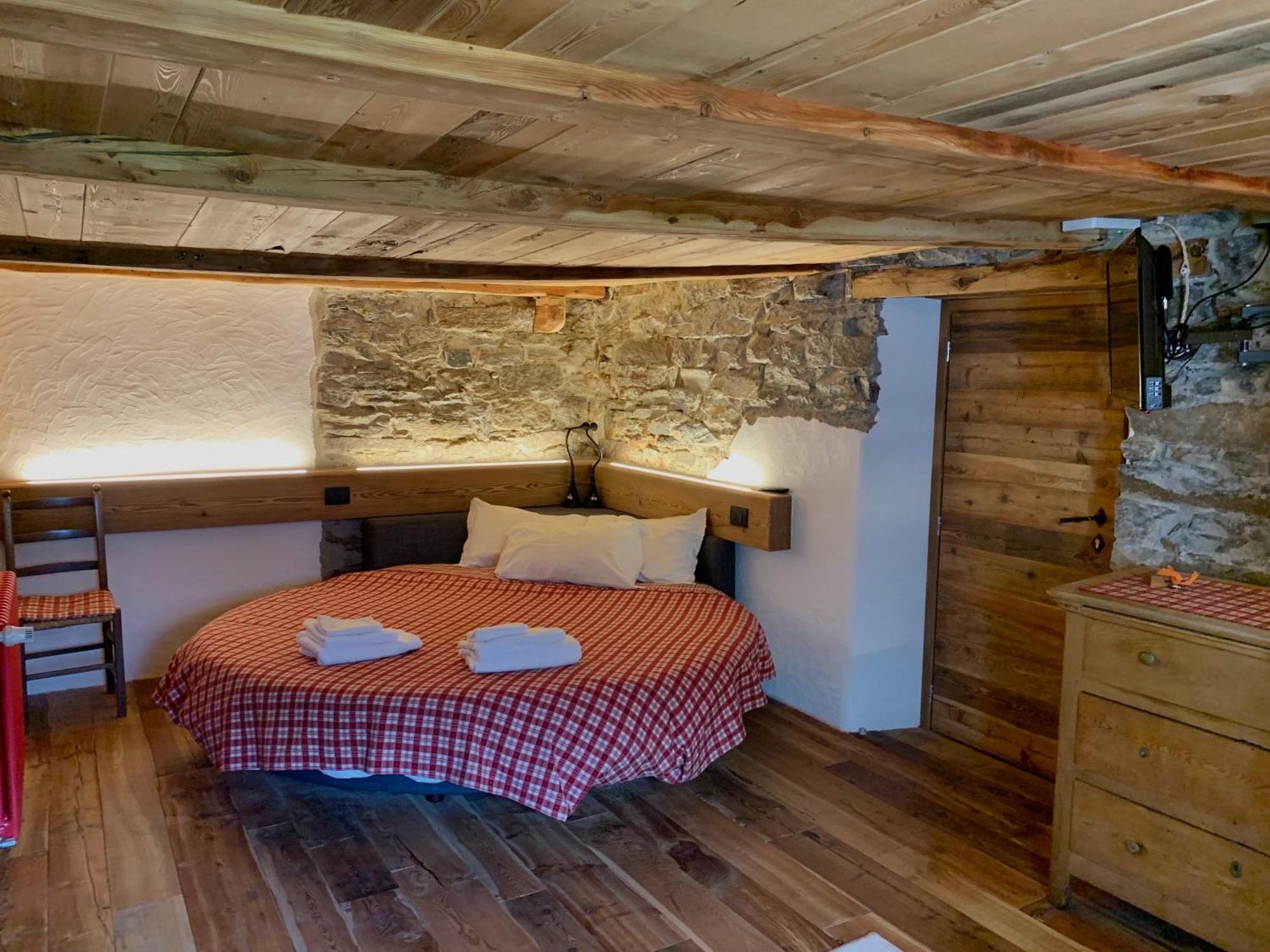 Chalet Del Lago سيريسولي ريالي المظهر الخارجي الصورة